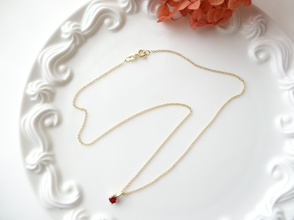 ガーネット&silver925/K18GP・リトルスター・ヴェルメイユ仕立て