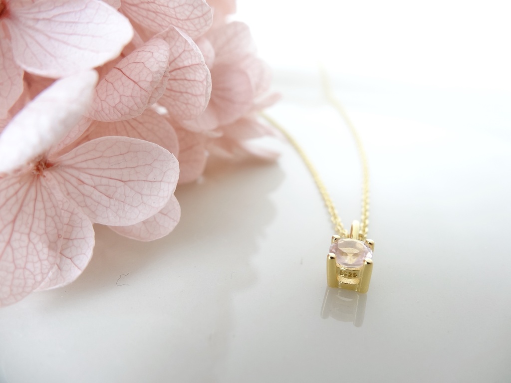 ローズクォーツ&silver925/K18GP・リトルスター・ヴェルメイユ仕立て