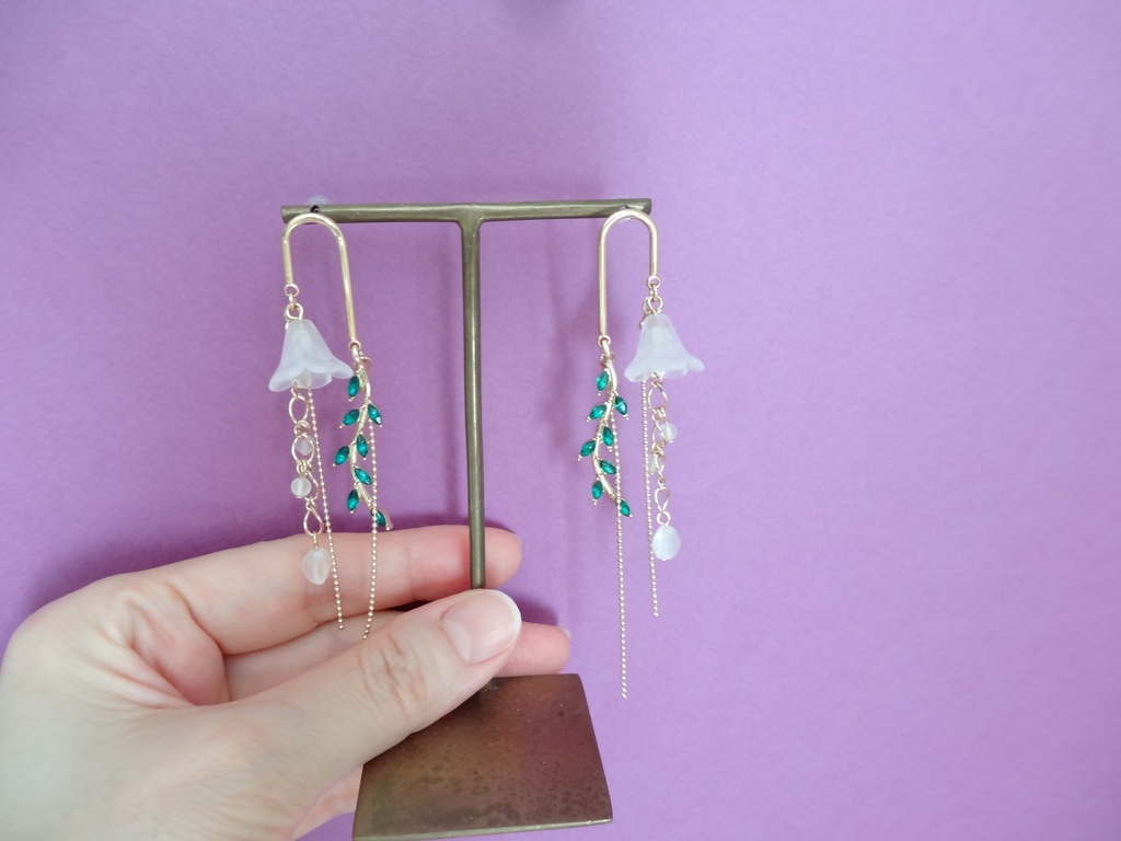 リリーレイン•ロングピアス