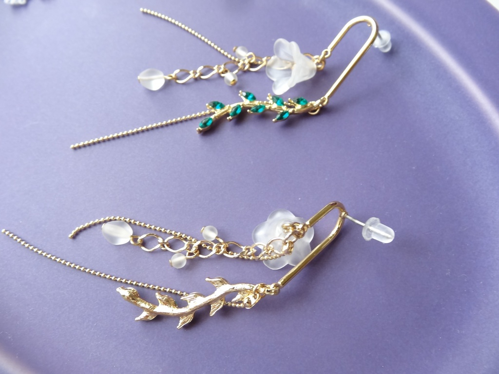 リリーレイン•ロングピアス