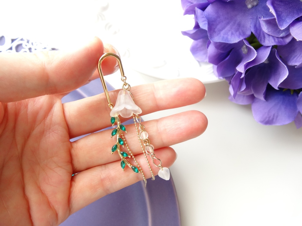 リリーレイン•ロングピアス