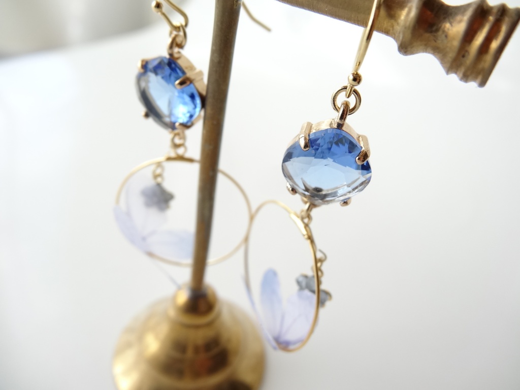 パピヨンロンド・タンザナイトブルー(イヤリングOK)