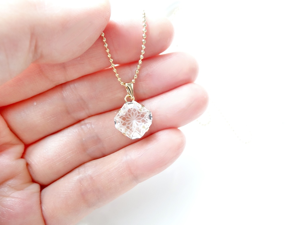 カテドラル ウィンドウ ・クリア