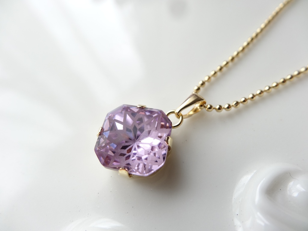 カテドラル ウィンドウ ・すみれ色