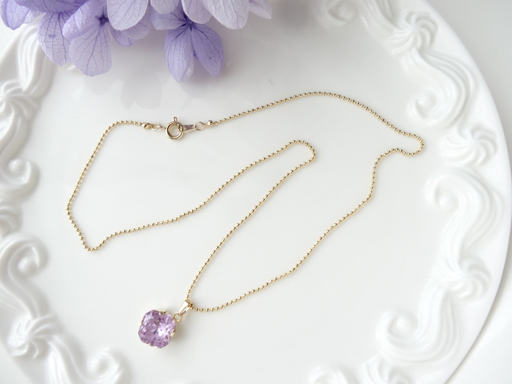 カテドラル ウィンドウ ・すみれ色