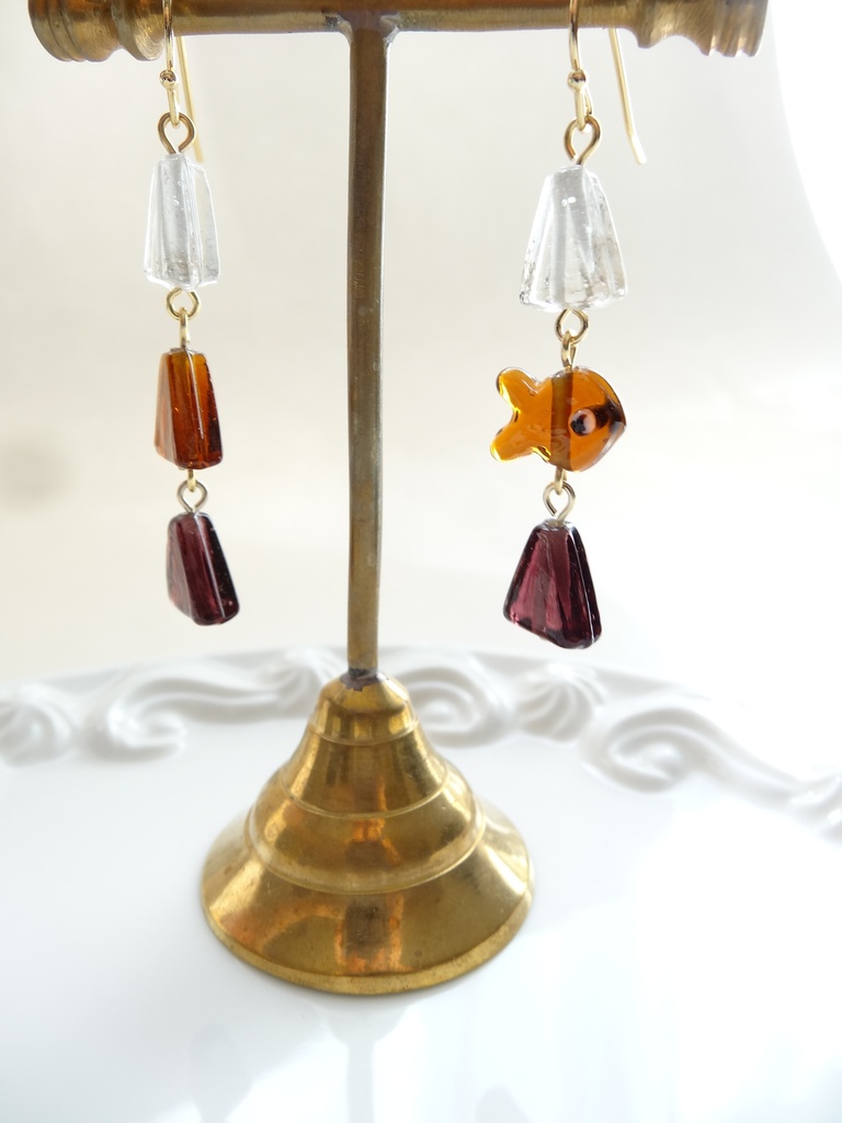 金魚さがし *ブラウン*・ピアス(イヤリングOK)