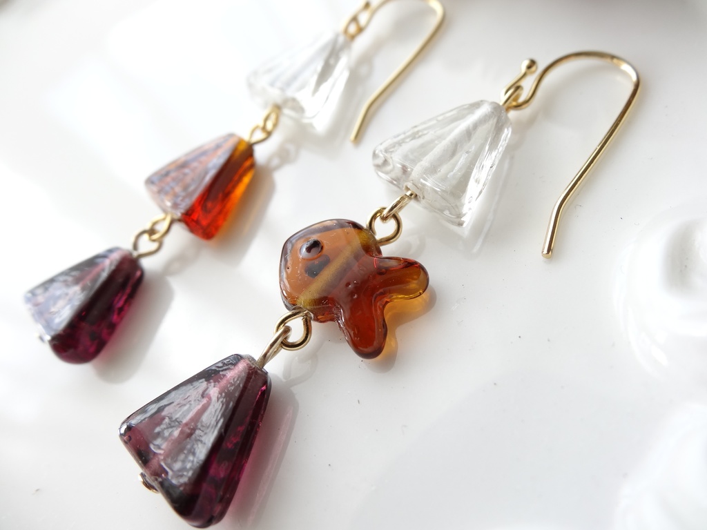 金魚さがし *ブラウン*・ピアス(イヤリングOK)