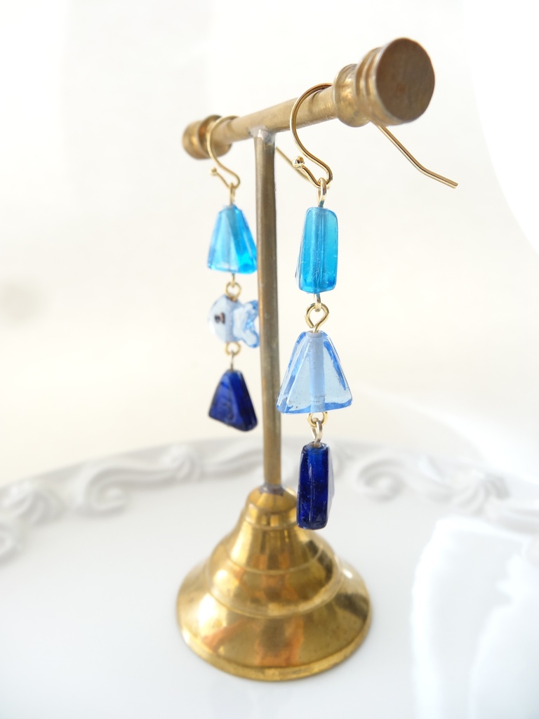 金魚さがし *ブルー*・ピアス(イヤリングOK)