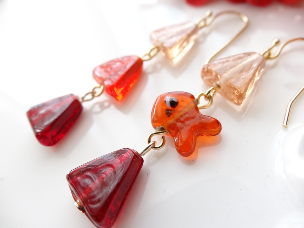 金魚さがし *レッド*・ピアス(イヤリングOK)