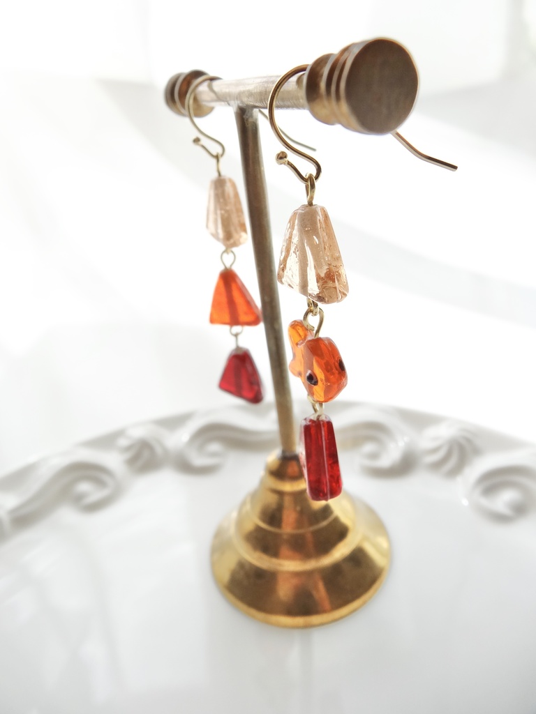 金魚さがし *レッド*・ピアス(イヤリングOK)