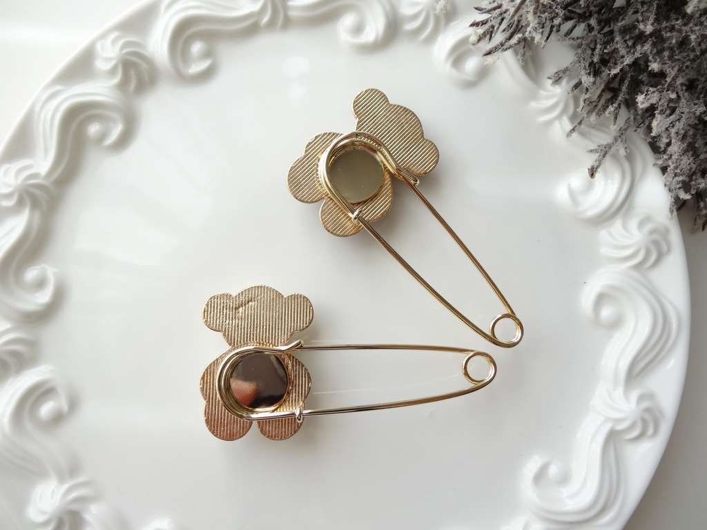 再販*キルティングベアのストールピン