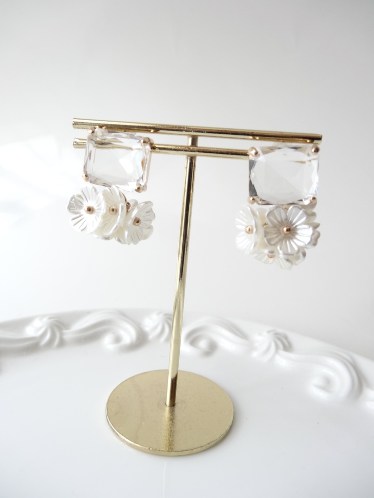 シルバー925ポスト・スクエアフラワー