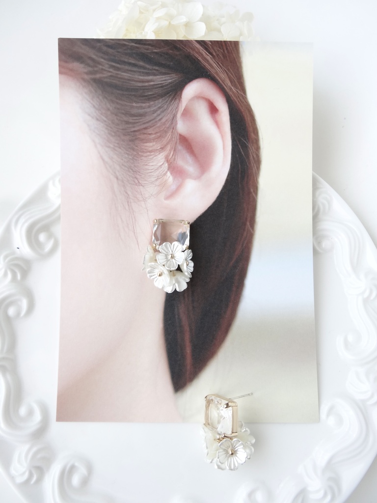 シルバー925ポスト・スクエアフラワー