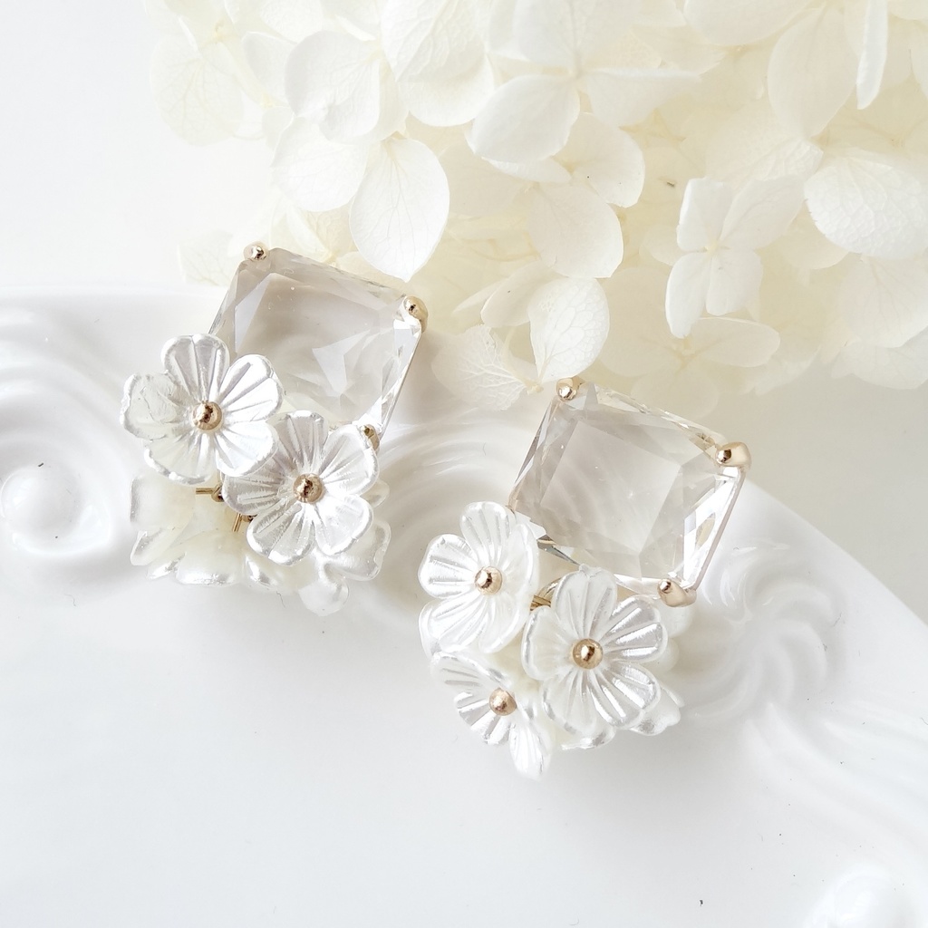 シルバー925ポスト・スクエアフラワー