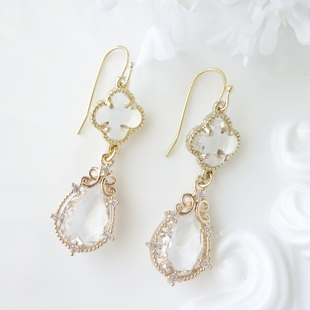 クリアリービジュードロップピアス(イヤリングOK)