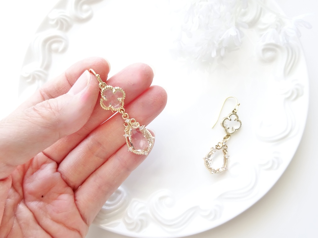 クリアリービジュードロップピアス(イヤリングOK)