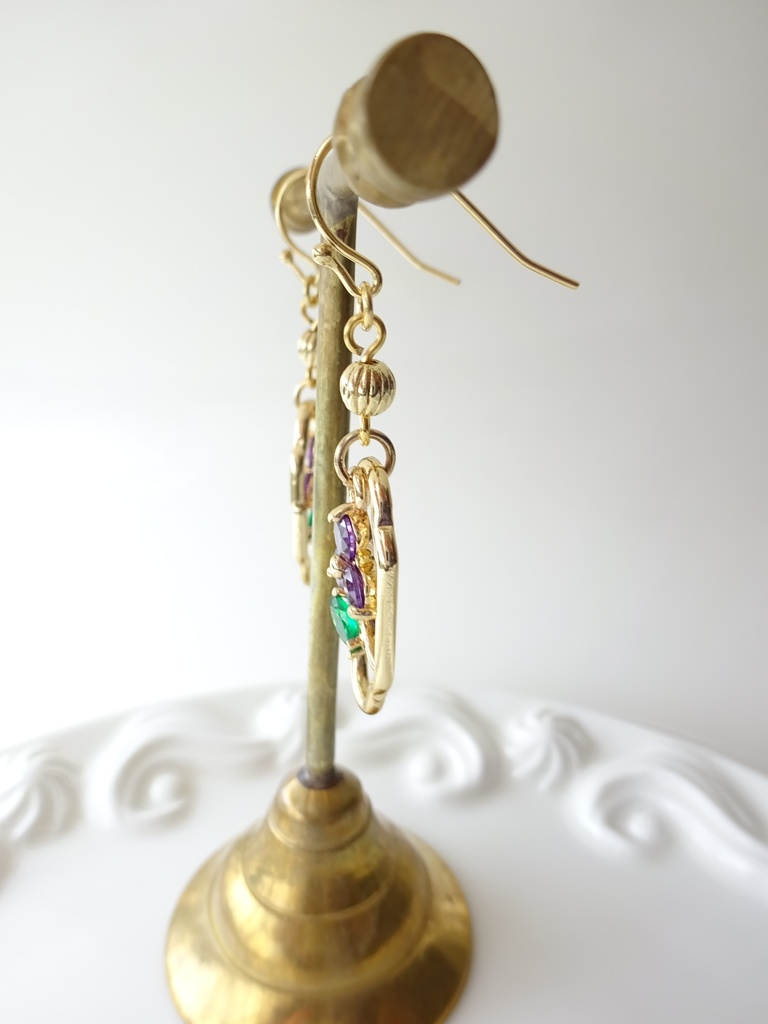 スミレの切手ピアス(イヤリングOK)