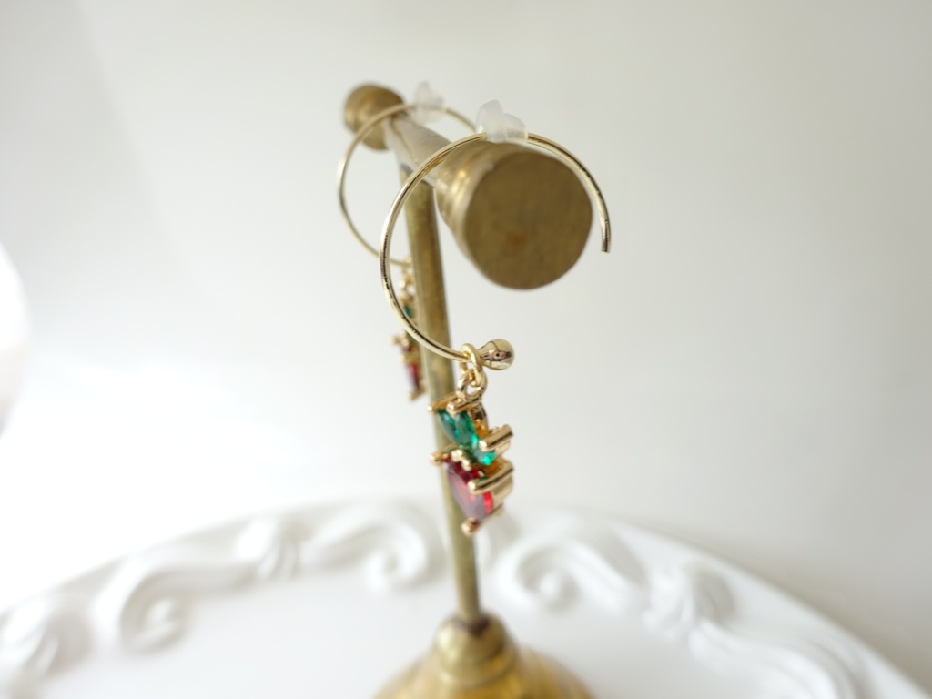 ストロベリービジューのピアス