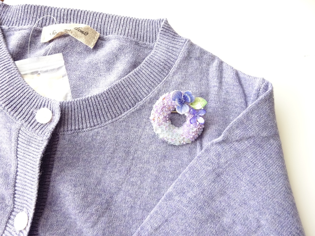 フラワーリースブローチ・すみれ