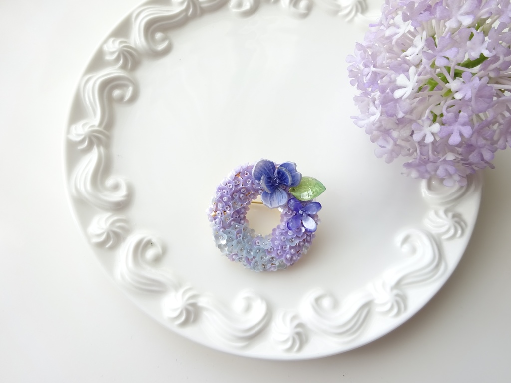 フラワーリースブローチ・すみれ
