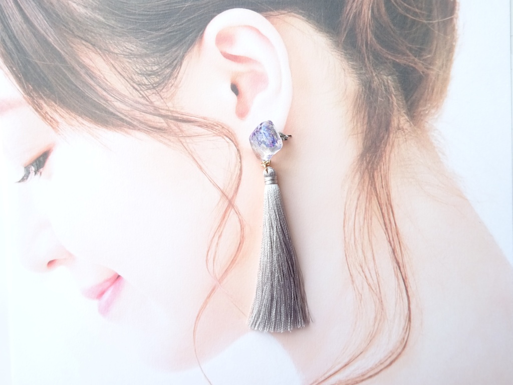 ブルーフラワーティーのピアス(イヤリングOK)