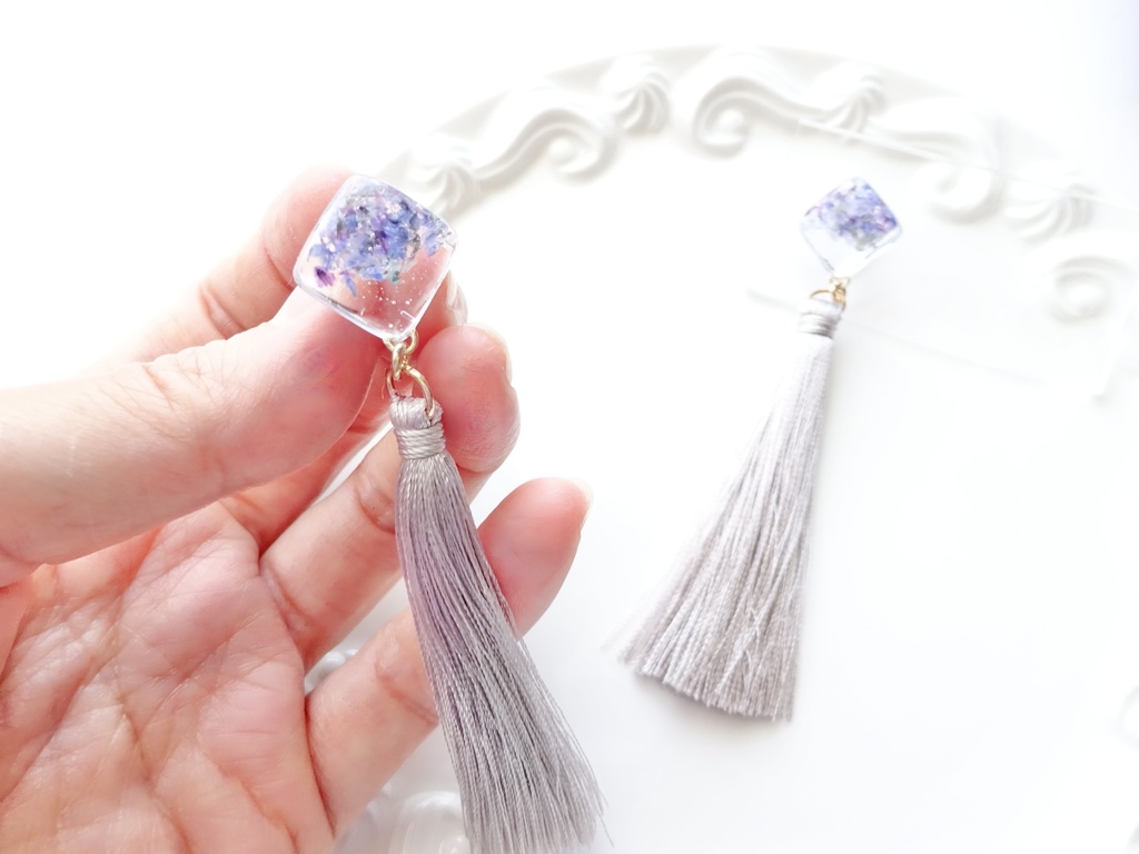 ブルーフラワーティーのピアス(イヤリングOK)