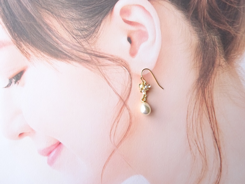 パールブーケドロップピアス(イヤリングOK)