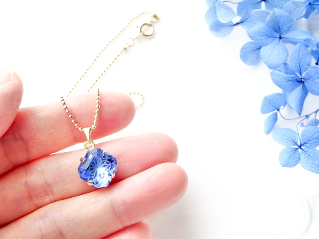 カテドラル ウィンドウ ・サファイアブルー