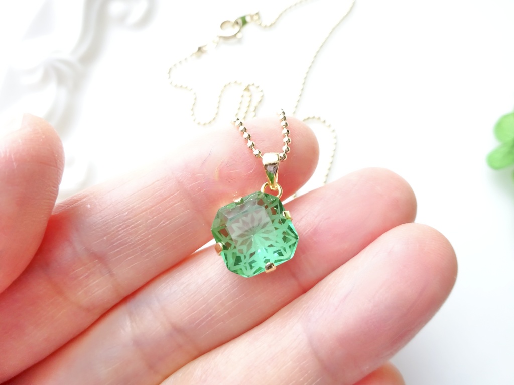 カテドラル ウィンドウ ・クリアグリーン