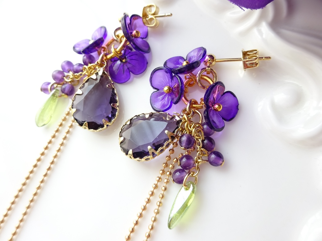 ビオラガーデン ピアス(イヤリングOK)