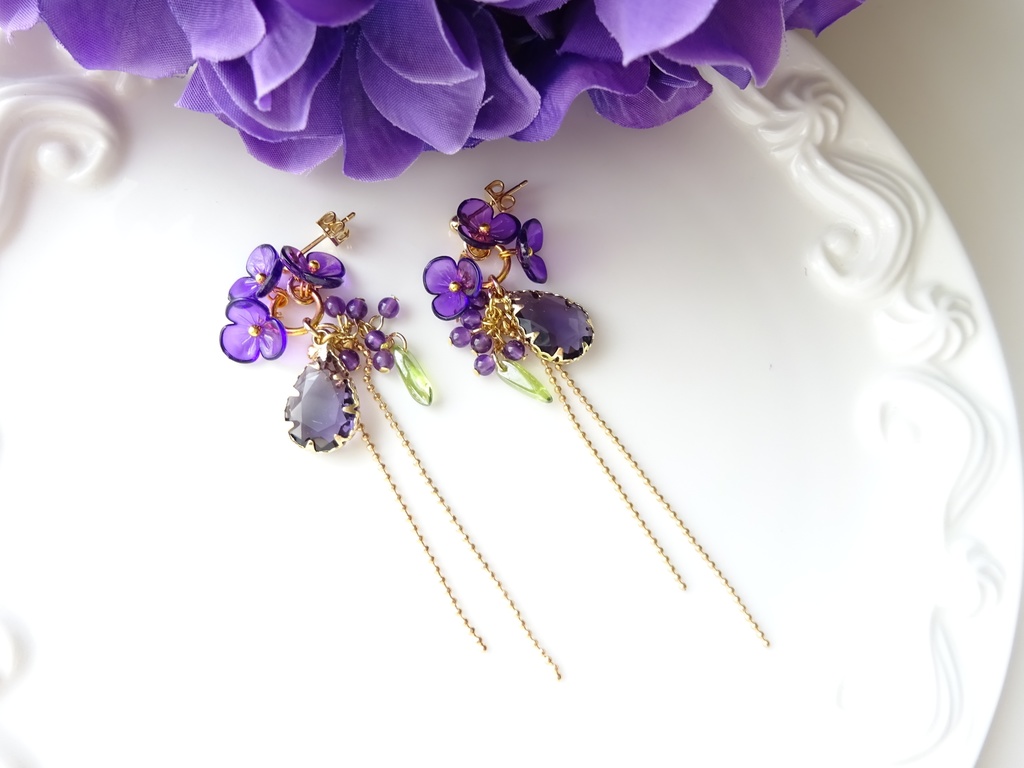 ビオラガーデン ピアス(イヤリングOK)