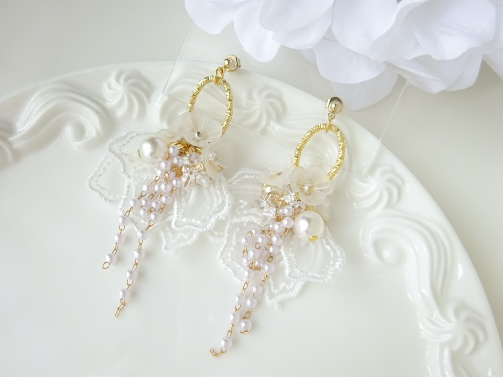 フロストレースフラワー ピアス(イヤリングOK)