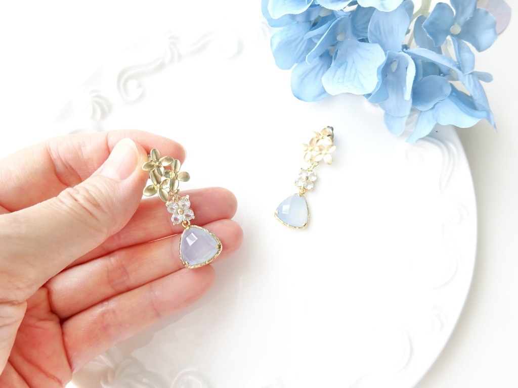 水色紫陽花ピアス
