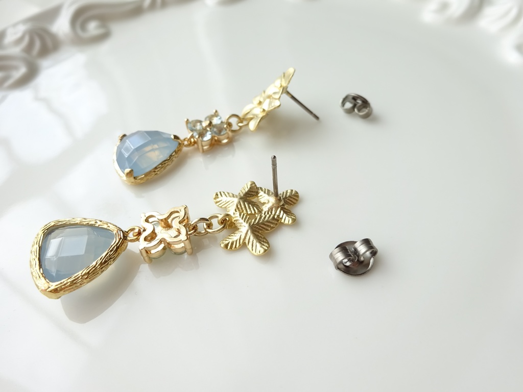 水色紫陽花ピアス