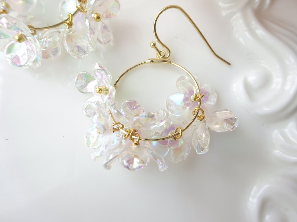再販*花ゆらピアス・オーロラ紫陽花(イヤリングOK)