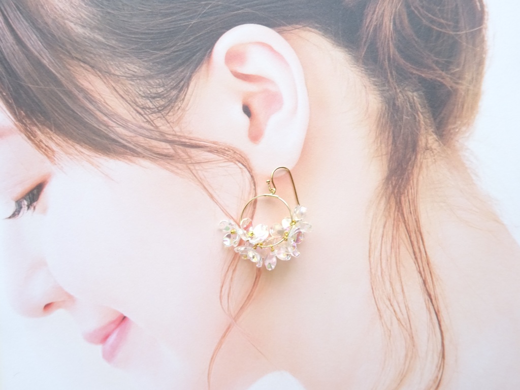 再販*花ゆらピアス・オーロラ紫陽花(イヤリングOK)