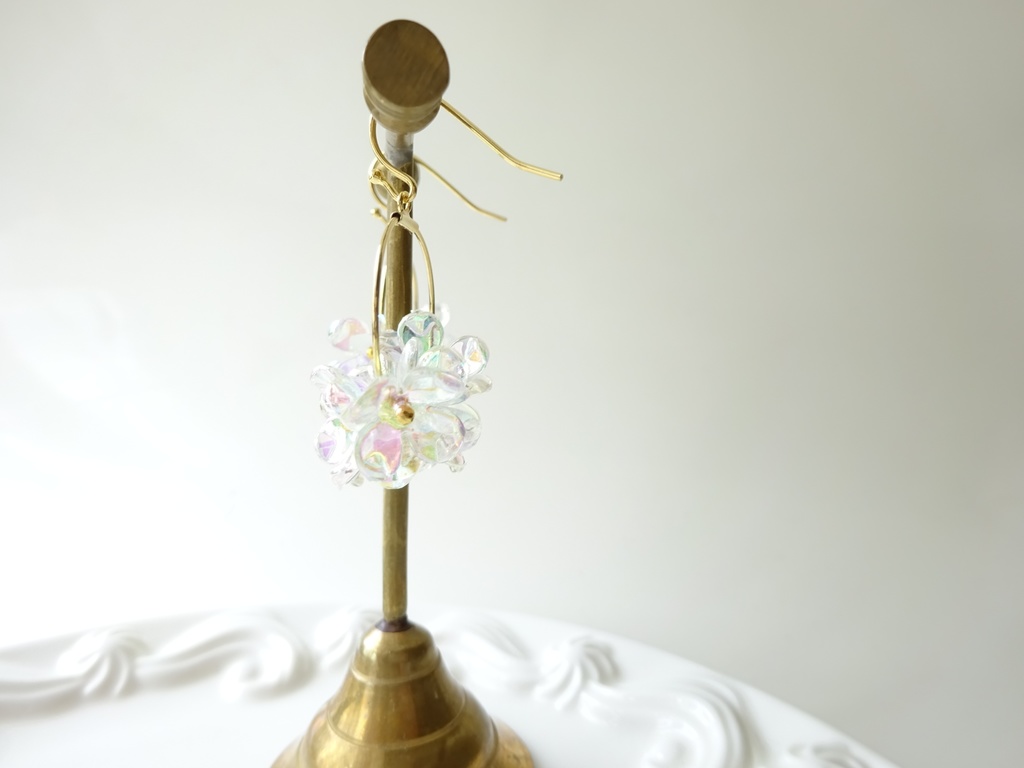 再販*花ゆらピアス・オーロラ紫陽花(イヤリングOK)