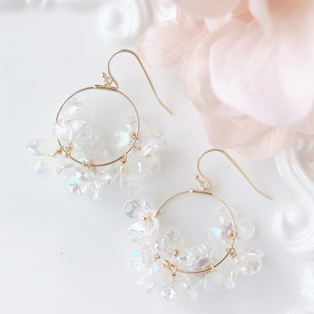 再販*花ゆらピアス・オーロラ紫陽花(イヤリングOK)
