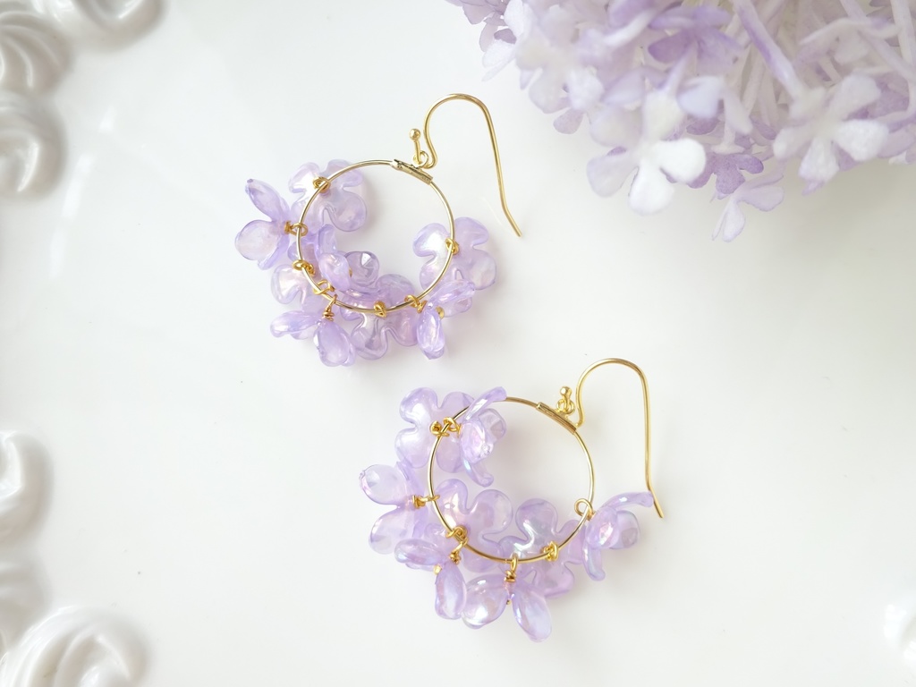 花ゆらピアス・オーロラパープル紫陽花(イヤリングOK)