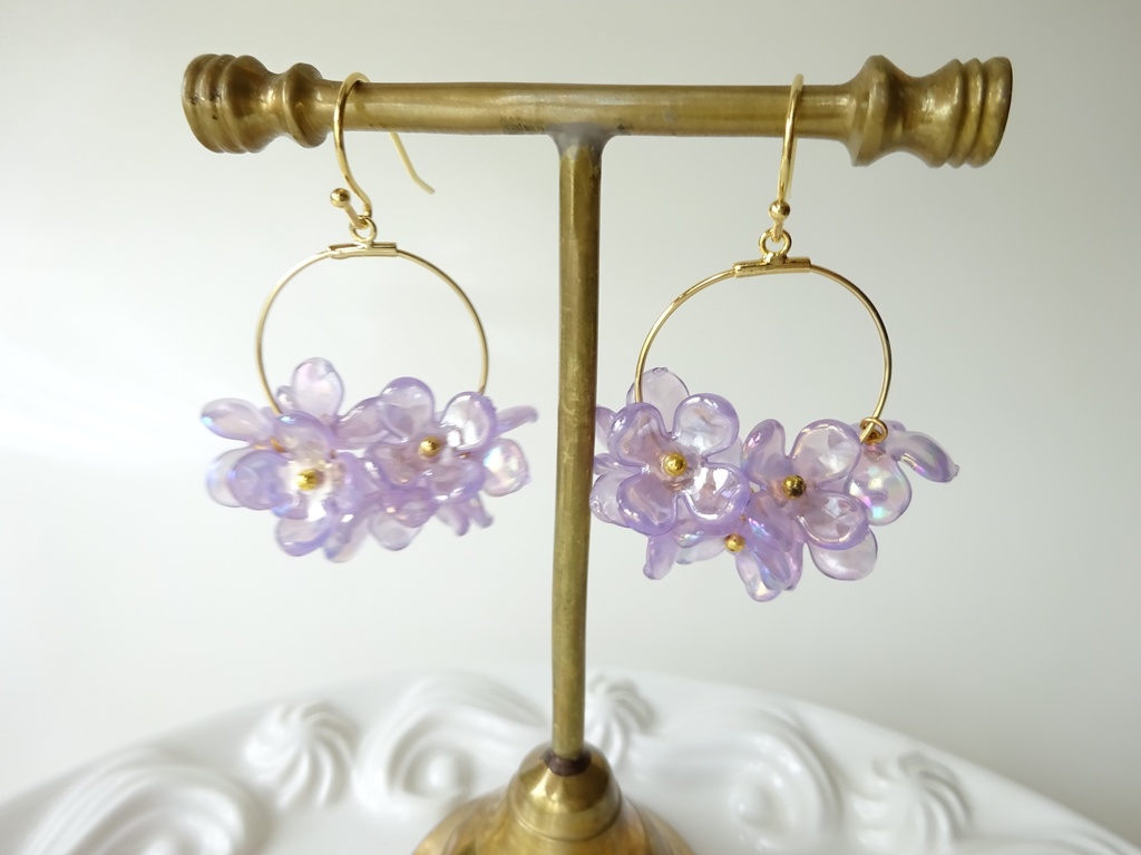 花ゆらピアス・オーロラパープル紫陽花(イヤリングOK)
