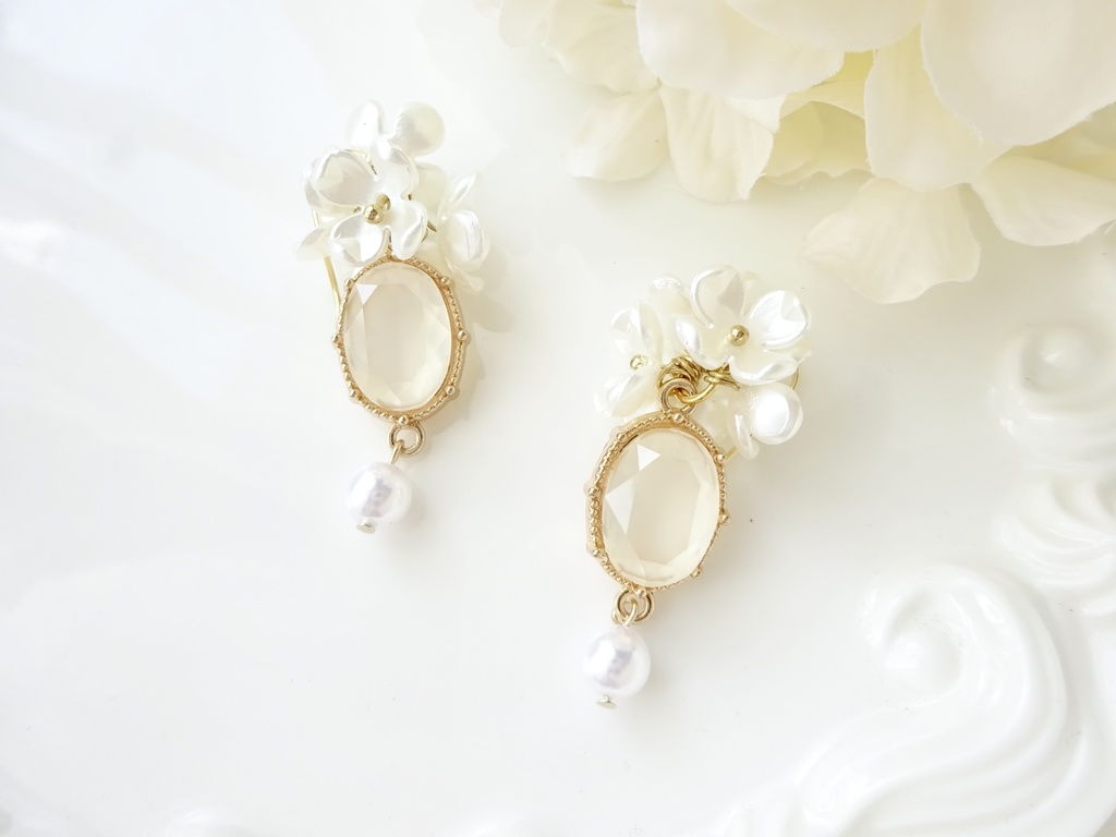 スリーピングガーデンピアス(イヤリングOK)
