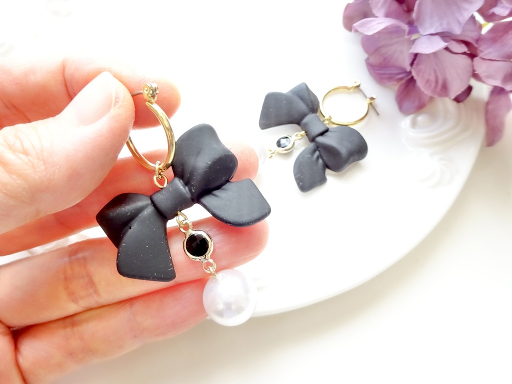 ブラックリボンA ピアス