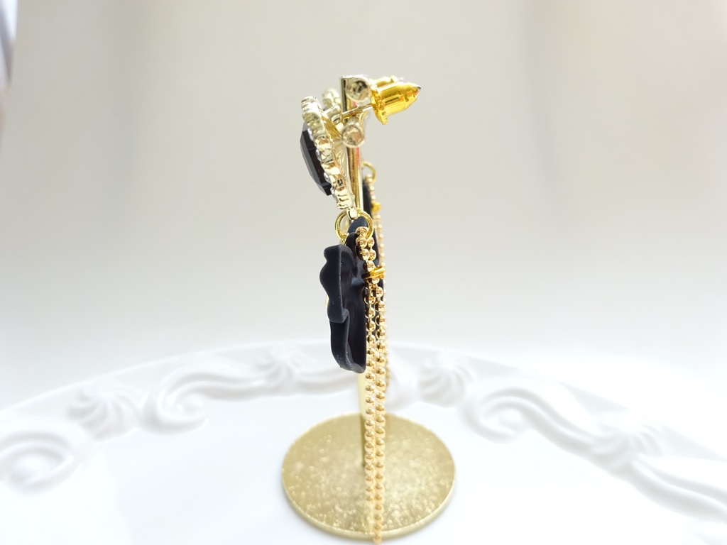 ブラックリボンB ピアス