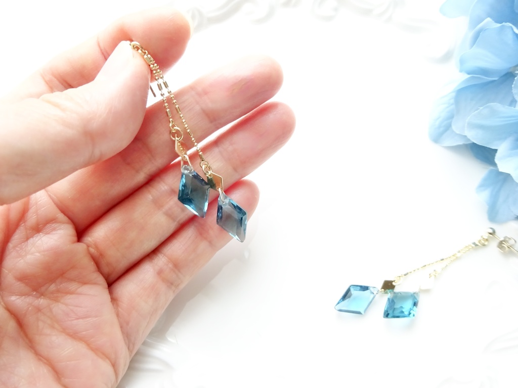 深海プリズム・ピアス(イヤリングOK)