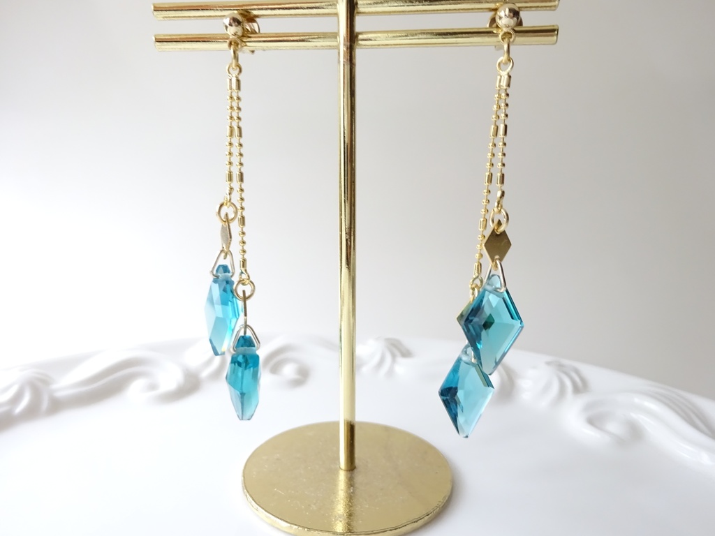 深海プリズム・ピアス(イヤリングOK)