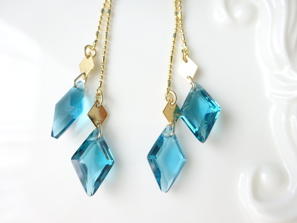 深海プリズム・ピアス(イヤリングOK)