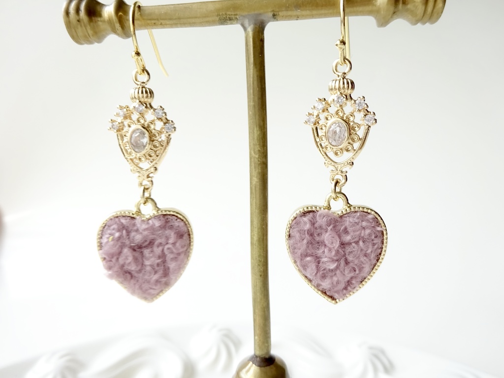 ハートのお城のシャンデリア ピアス(イヤリングOK)