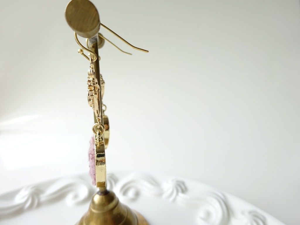 ハートのお城のシャンデリア ピアス(イヤリングOK)