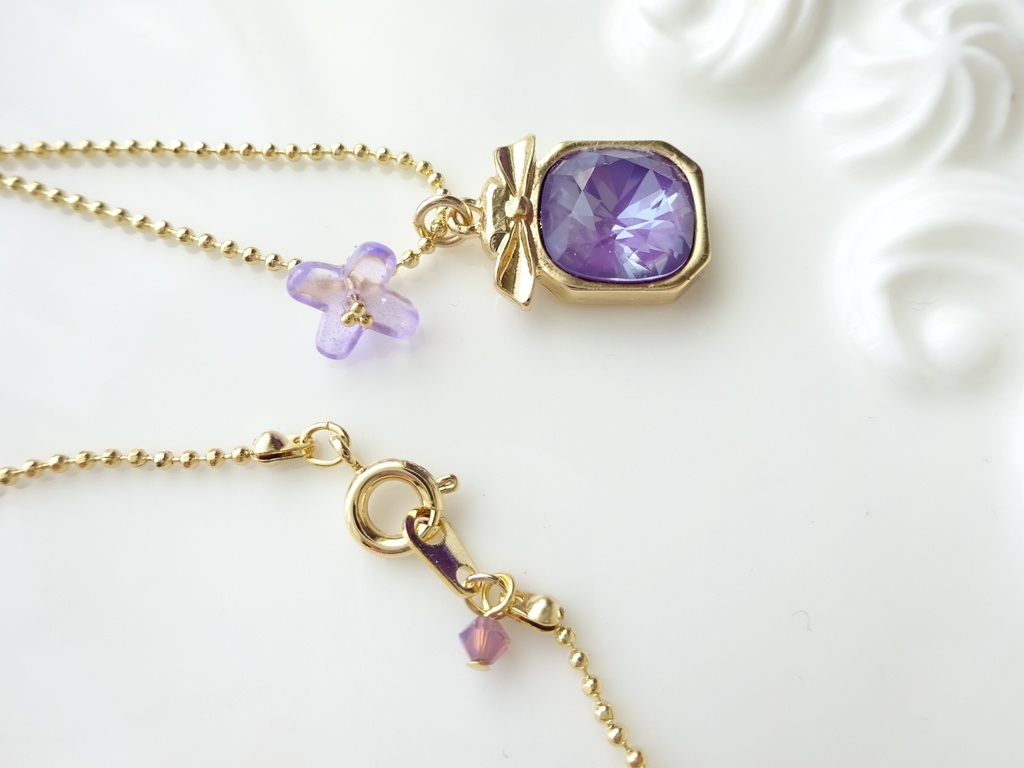 バイオレットパフューム ネックレス