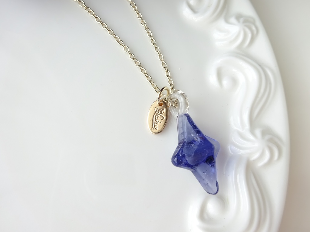 大きな聖夜の星 一点ものネックレス